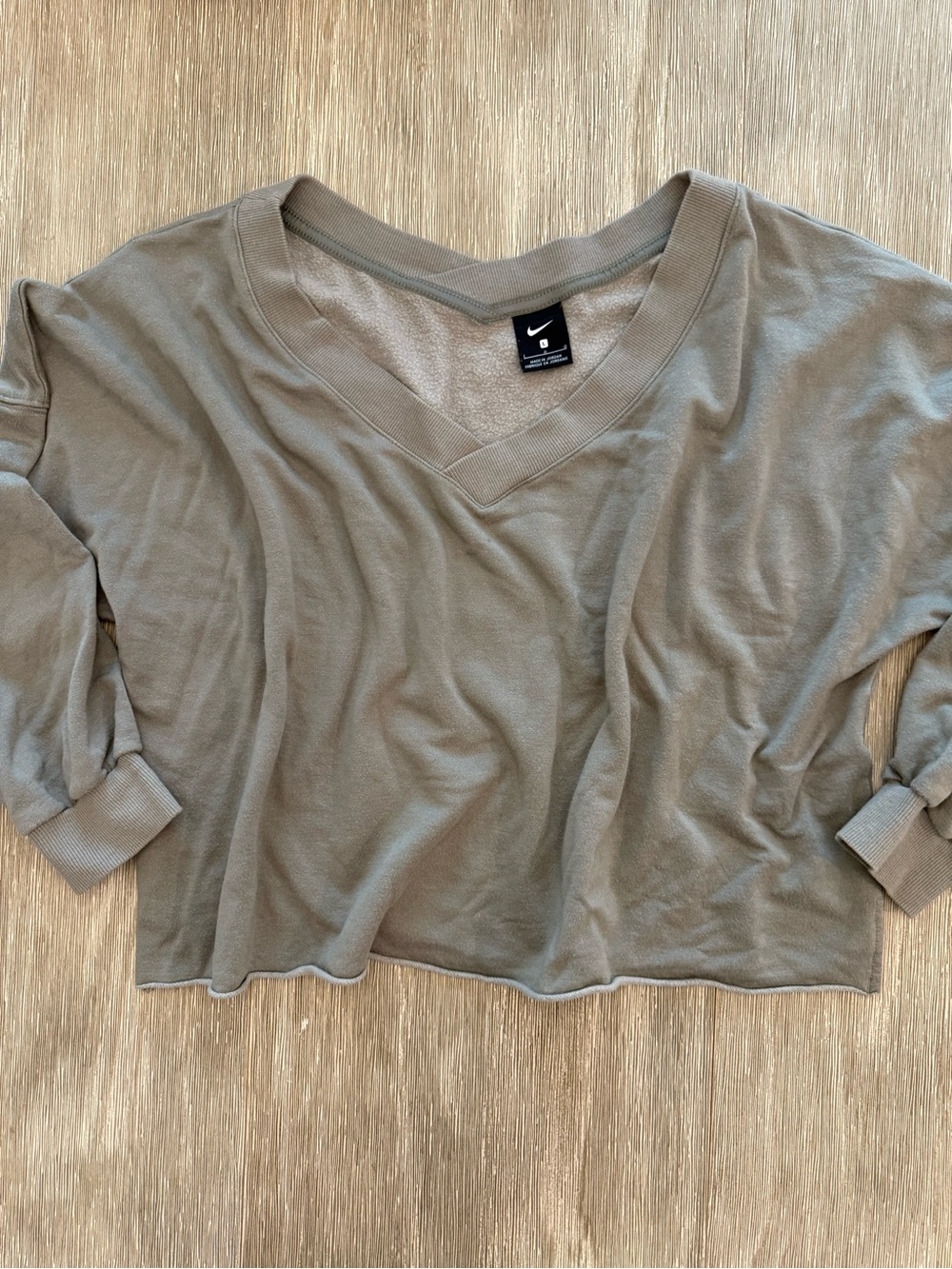 Nike Women's Olive Green V-Neck Cropped Pullover